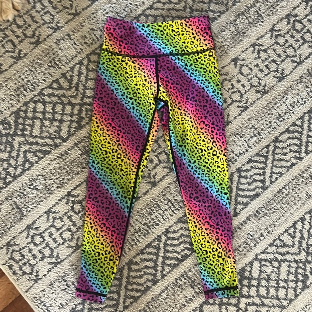 ZYIA - Girl’s Rainbow Cheetah Leggings (size 6-7)